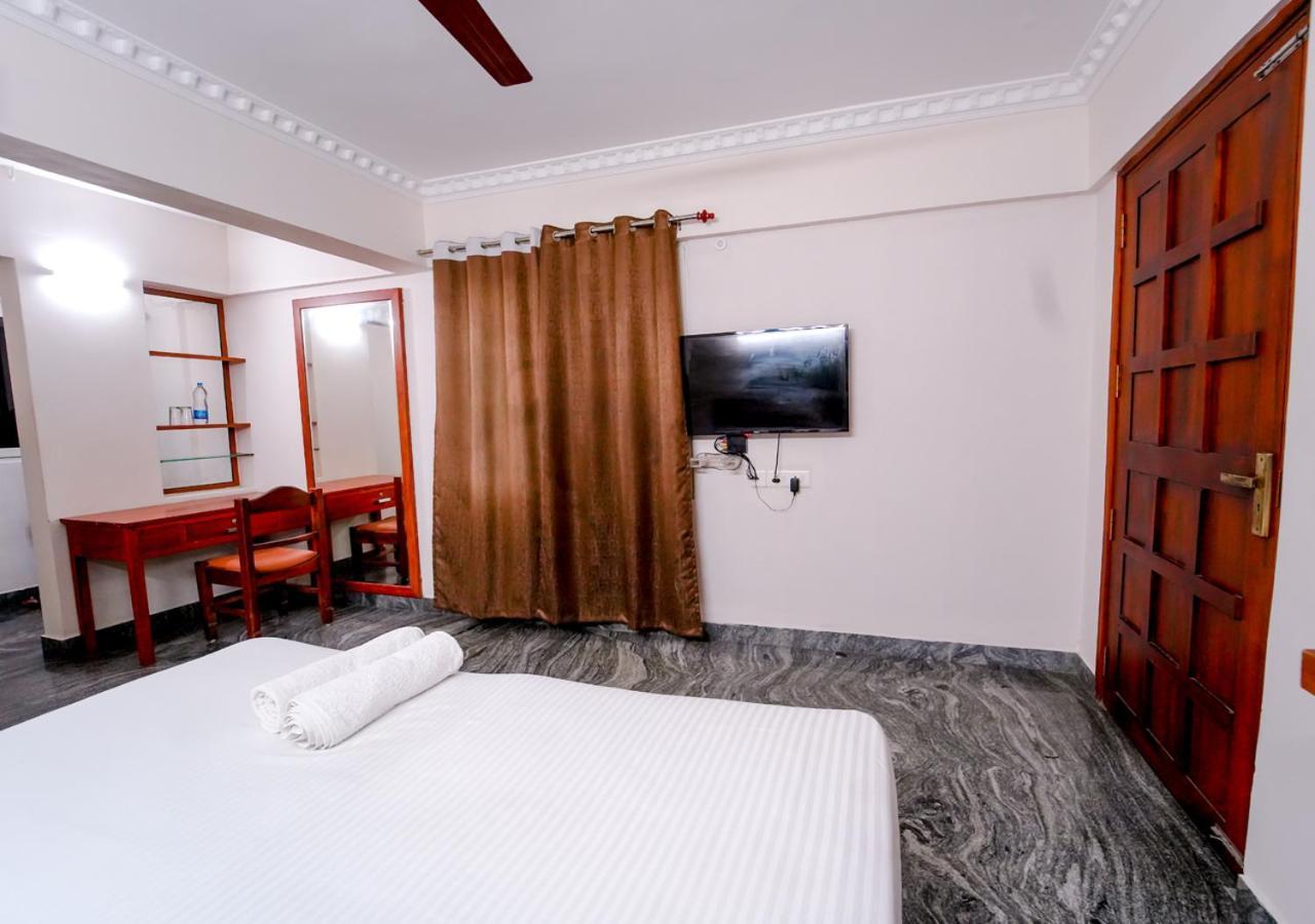 Luxe Vue - Premium Hotel Thiruvananthapuram Kültér fotó